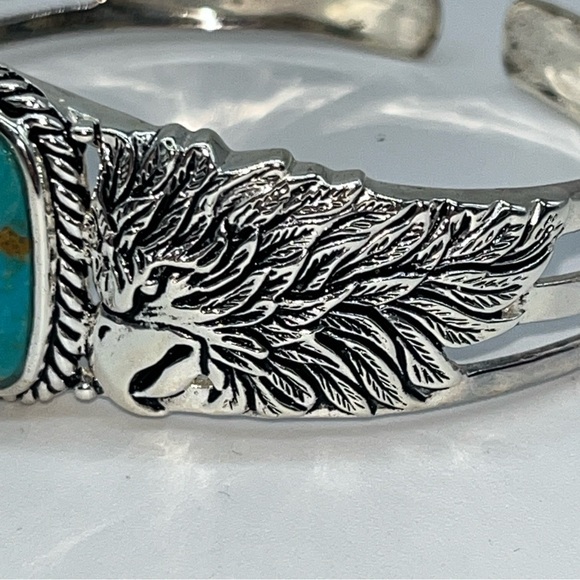 Stauer Spirit of the Southwest 14 kt American Turquoise, Eagle & Feathers Cuff - Picture 3 of 13